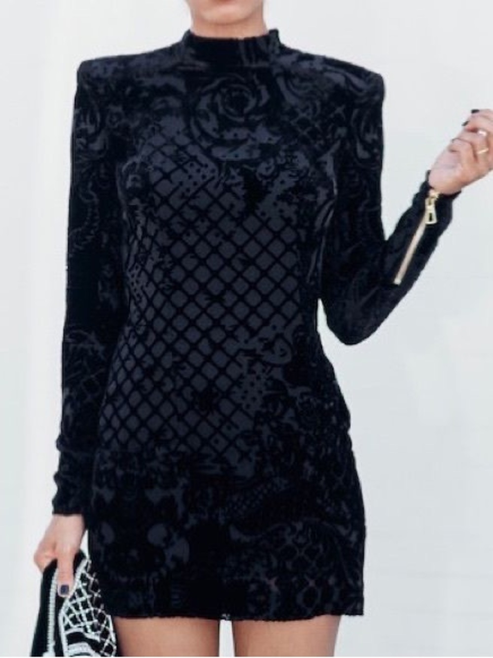NWT Balmain x H&M Velvet Dress SOLD OUT - Picture 2 of 9